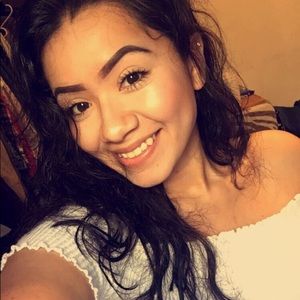 Meet your Posher, Vivian